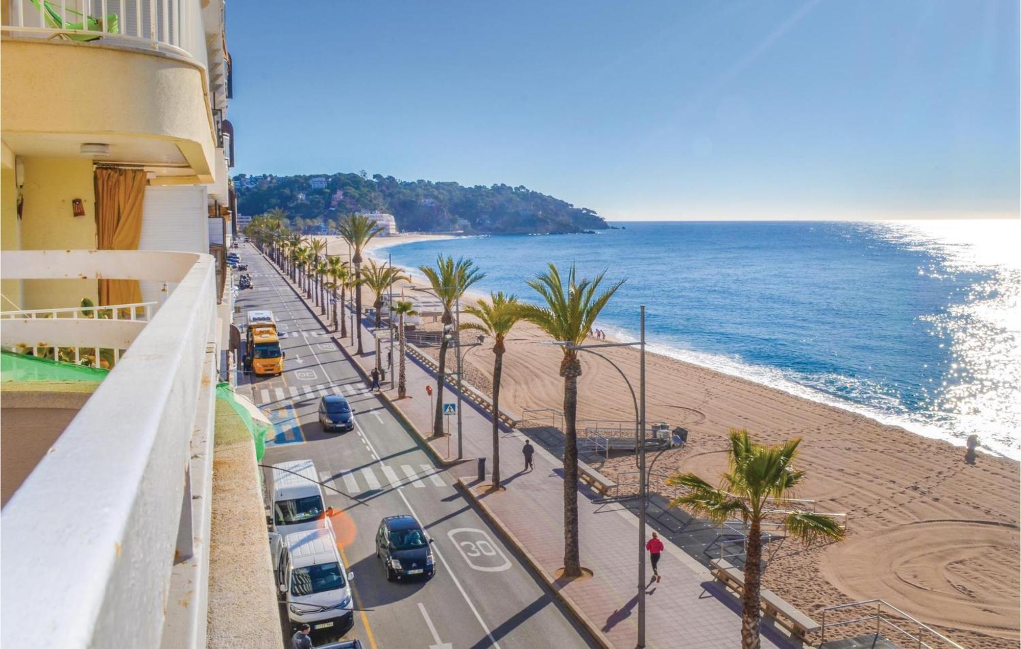 3 Bedroom Beautiful Apartment In Lloret De Mar Exteriér fotografie