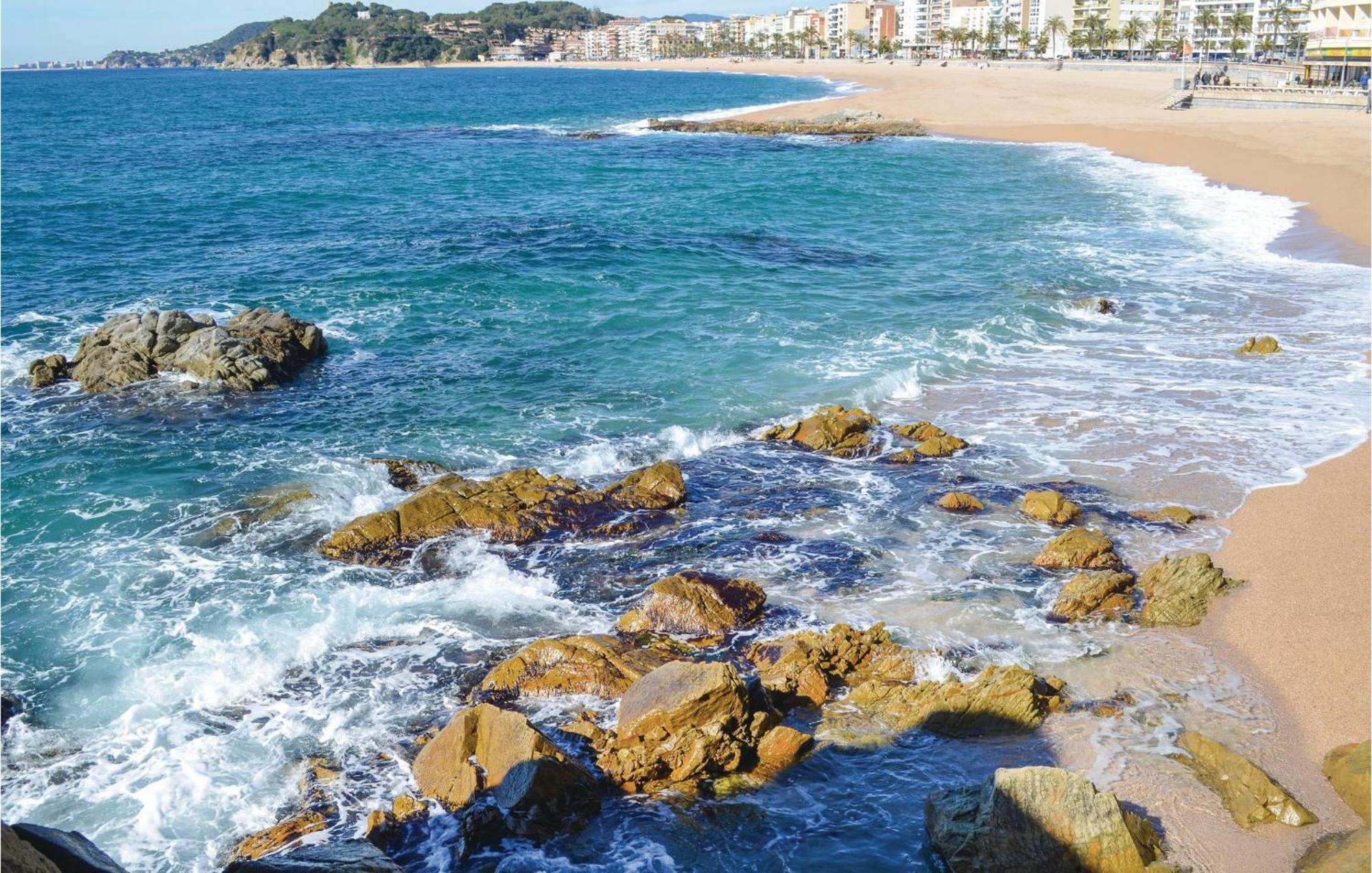 3 Bedroom Beautiful Apartment In Lloret De Mar Exteriér fotografie